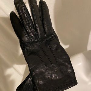 Ladies Black Short Genuine LeatherGloves Size S